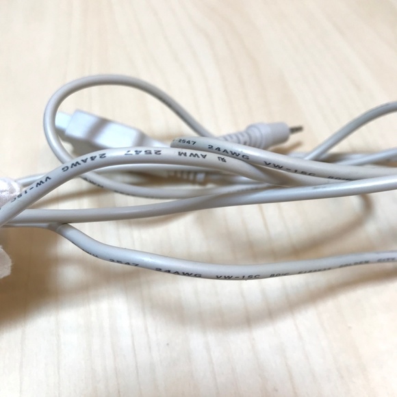 Electronic Cord. for computer, camera etc.... New. - Picture 4 of 4